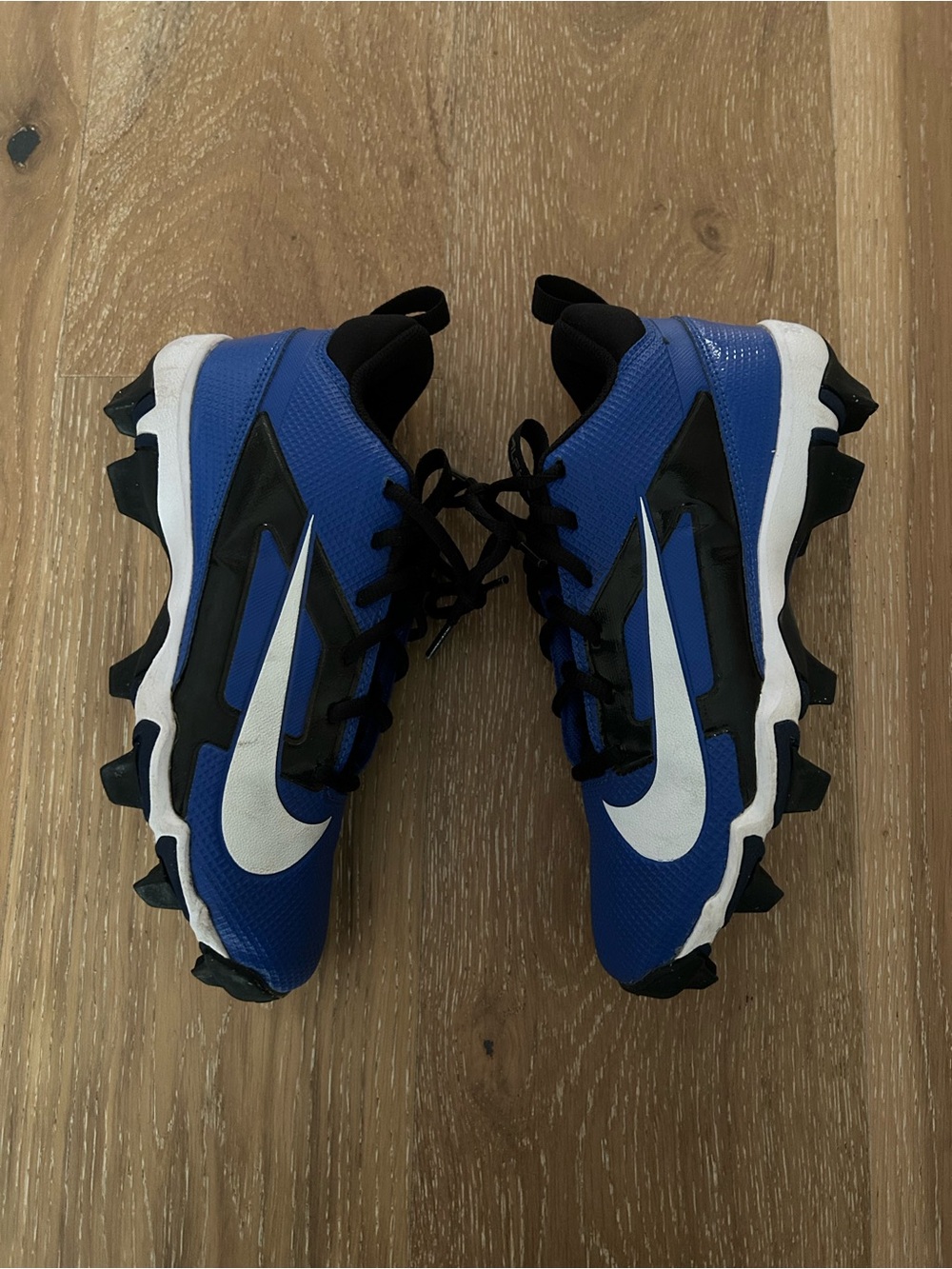 Nike Kids Blue and Black Cleats Boys 4.5 with White Swoosh - Picture 7 of 7